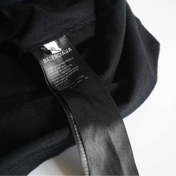Balenciaga Crystal Logo NWOT Paris Icon T Shirt - Picture 4 of 5